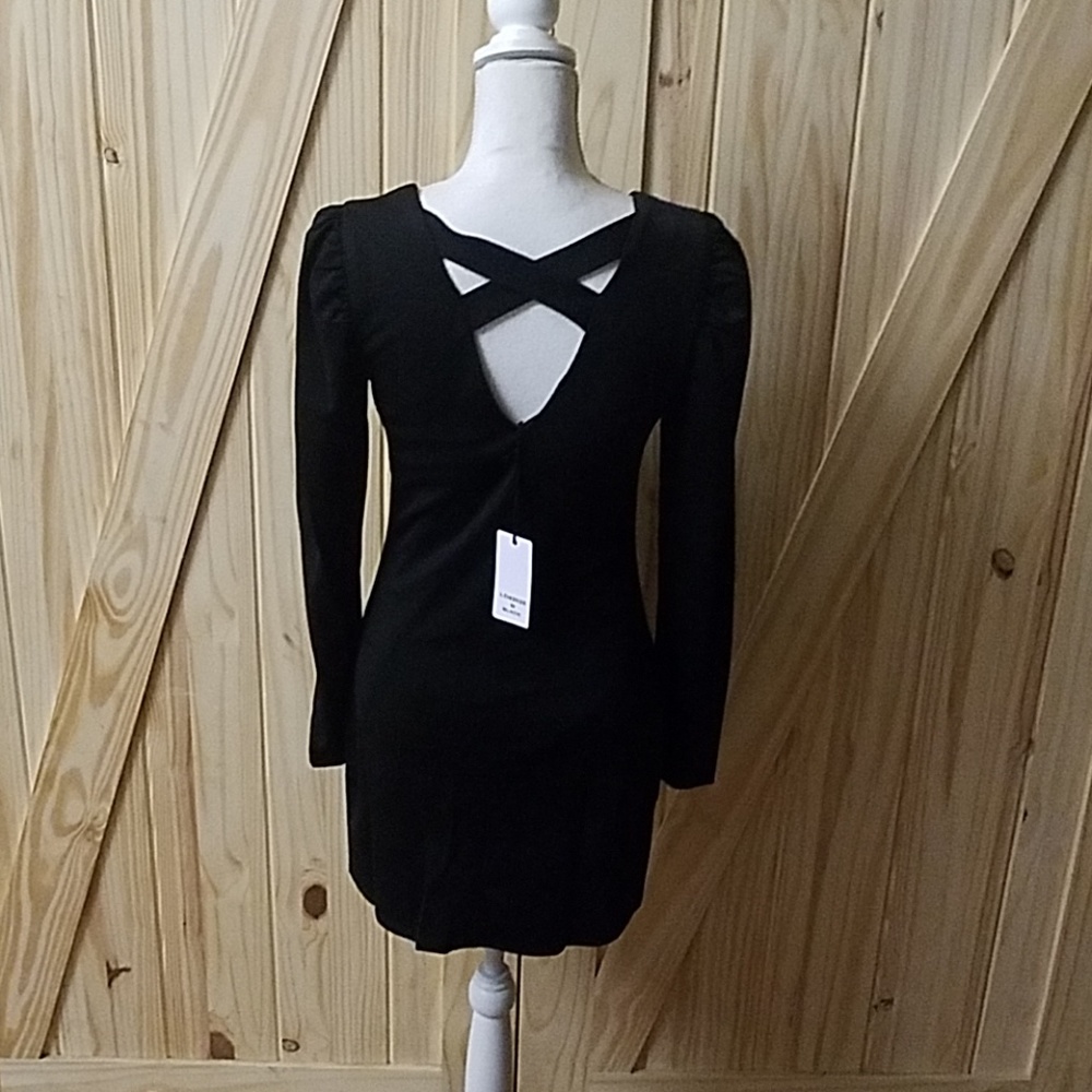 Final Sale!🌟Gorgeous black mini - Picture 2 of 3